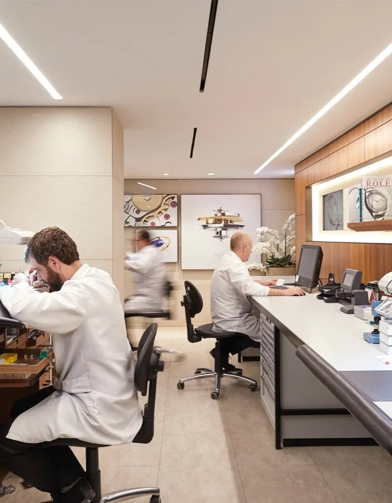 rolex-servicing-sav_barcelona_tousrolexboutique_2019gv_1124-portrait servicing-labs