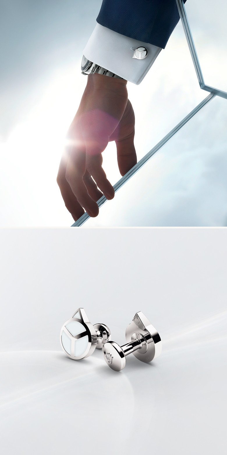 Accessories-rolex-accessories-chromalight-cufflinks-rolexcufflinks_2403jva_003-portrait