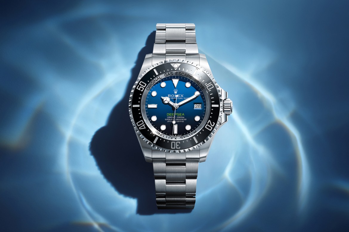 Deepsea v7-rolex-deepsea-cover-m136660-0005-portrait