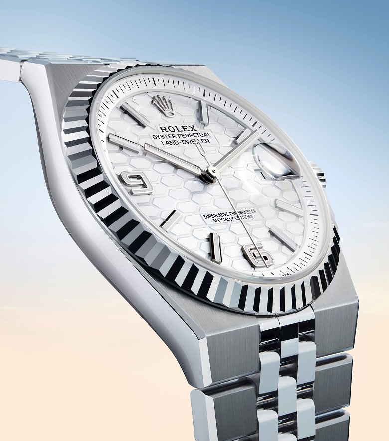 Land Dweller v7-rolex-the-land-dweller-dial-with-honeycomb-motif_m127336-0001_2501fj_003-portrait